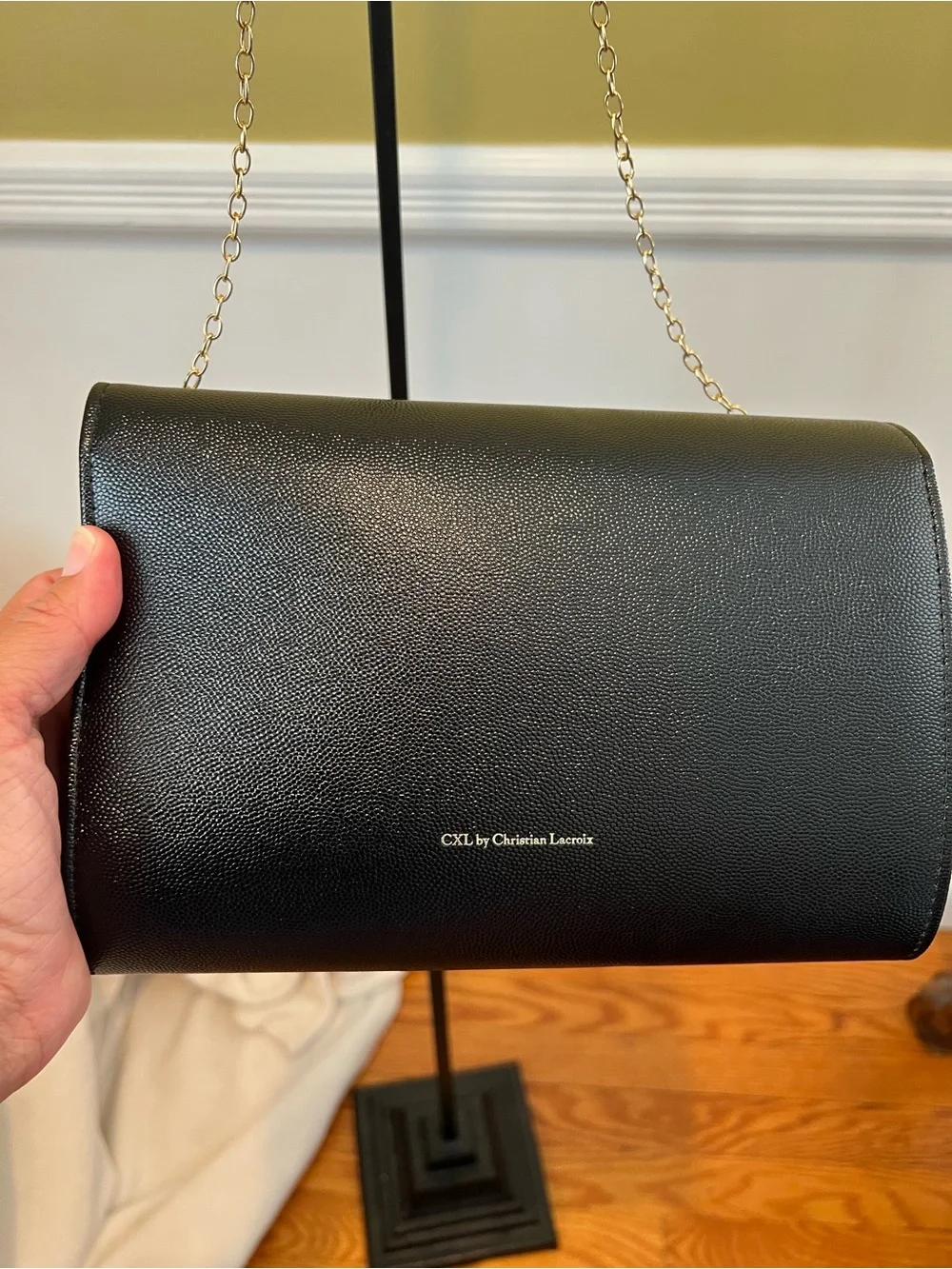 💙 NWT CXL by Christian Lacroix Black Caviar Clutch with Detachable Chain